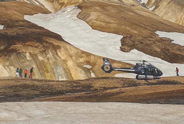 Heli-hiking en las montañas de Tröllaskagi